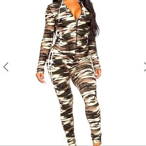 Fashion Nova Cami Tennis Court III Set